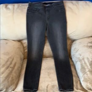 Express jeans size 2R inseam 29 legging mid rise